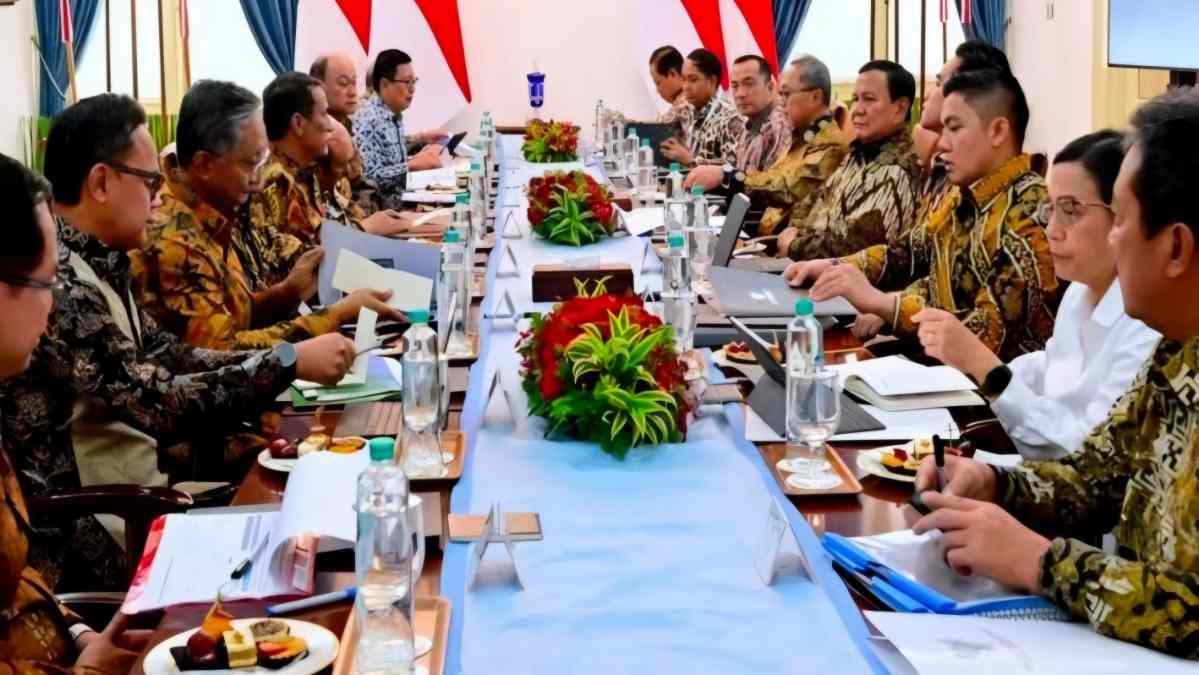 Kabinet Merah Putih Gelar Ratas, Siap Stop Impor Beras