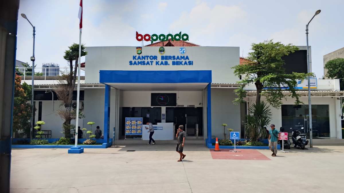 Hari Pertama 2026, Pelayanan Samsat Cikarang Lancar