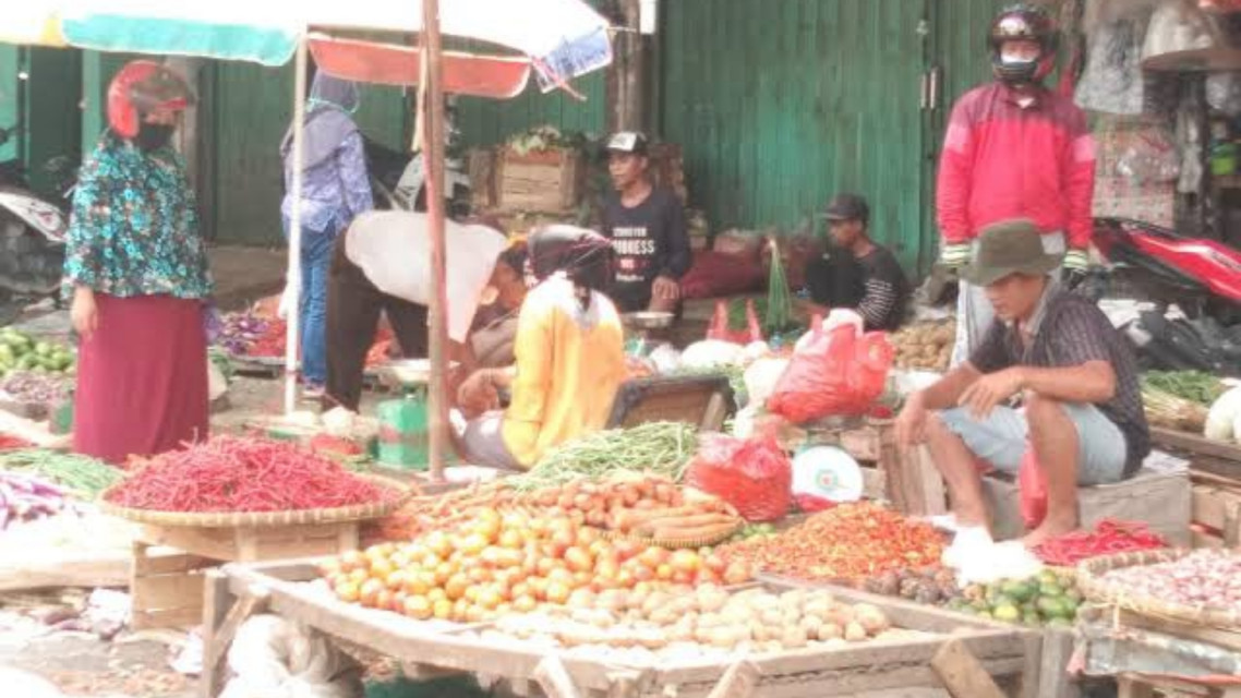 Harga Cabai Terus Meroket, Pedagang Ikut Menjerit