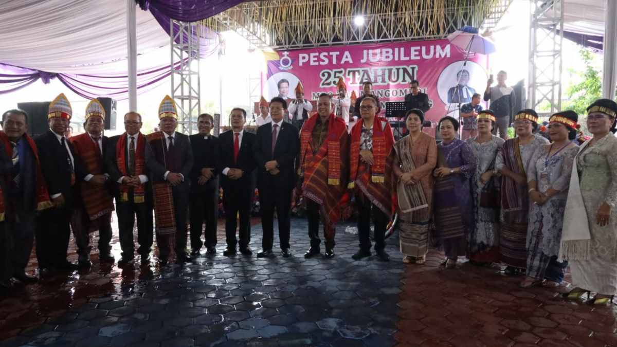 Pesan Wali Kota Bekasi di 25 Tahun HKBP Bojong Menteng