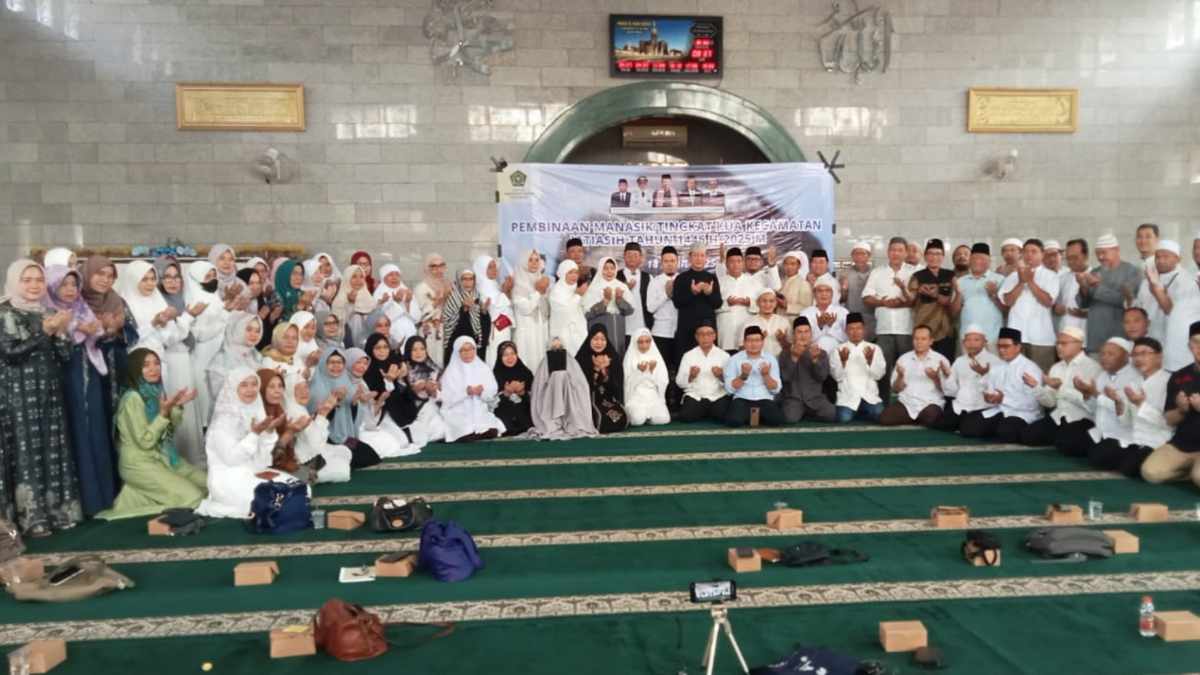 TNI-Polri Memberikan Pengamanan Giat Manasik Haji Kota Bekasi