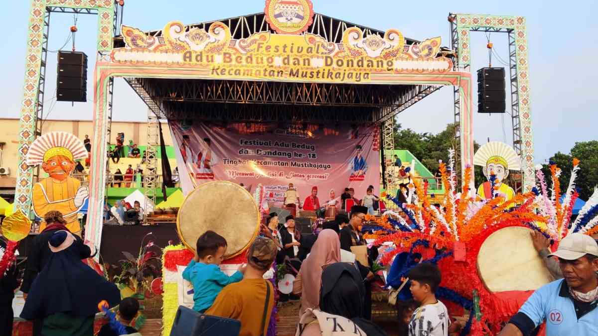 Festival Rakyat Adu Bedug & Dondang 2025 di Mustika jaya
