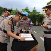 Kapolres Metro Bekasi Kota Pimpin Sertijab Kasat Intelkam, Kasat Binmas, dan Kapolsek Bekasi Selatan