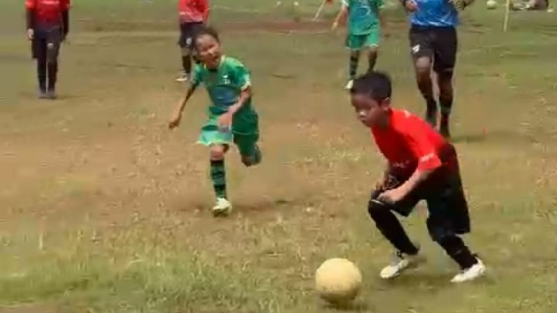 Demam Emas Timnas U22, Motivasi Siswa SSB Thunder 11 Kota Bekasi