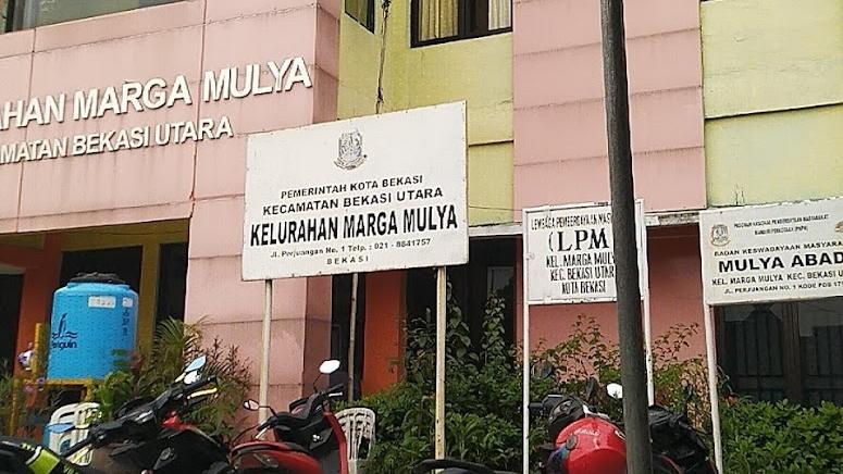 Jelang PPDB, Warga Serbu Kantor Kelurahan Margamulya