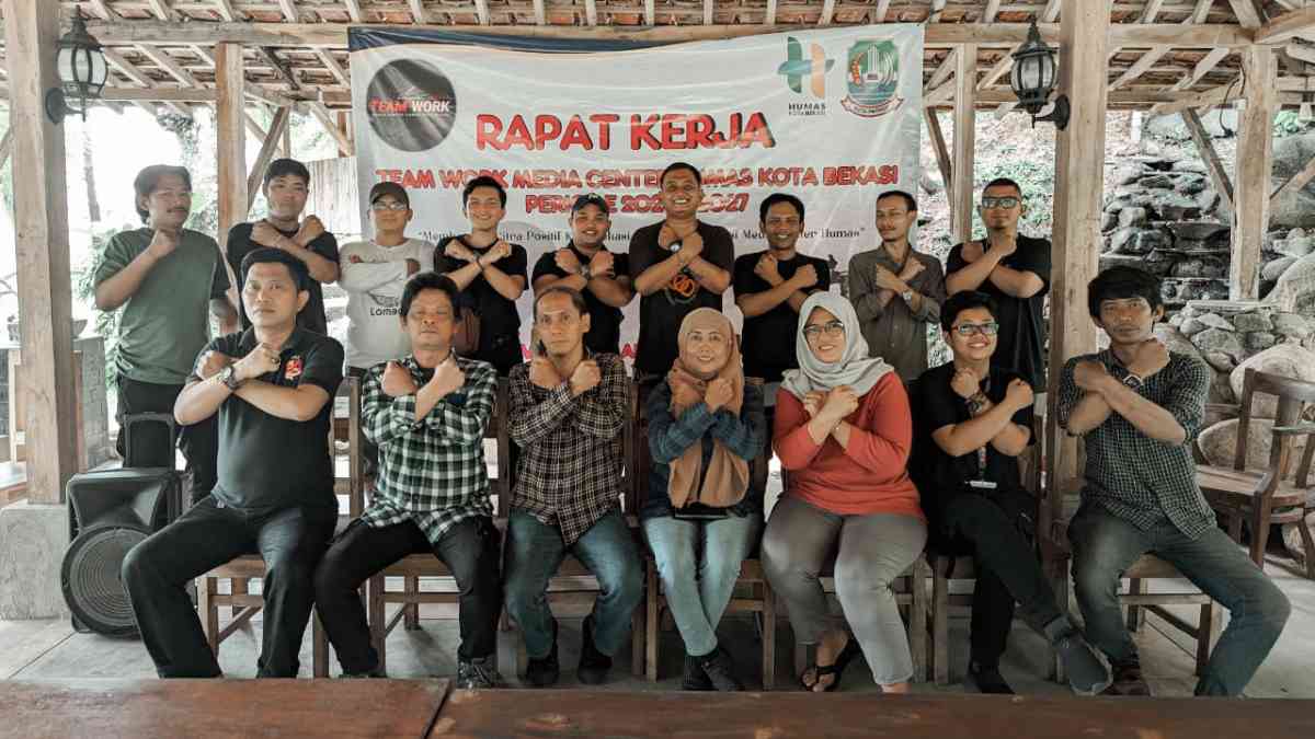 Satukan Persepsi, Team Work Media Center Humas Kota Bekasi Gelar Raker