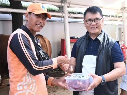 Maknai Semangat Iduladha 1447 H, Jasa Raharja Salurkan Ribuan Paket Daging Kurban