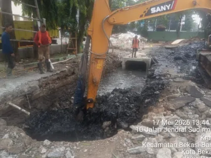 Ketua NCW DPD Bekasi Raya Soroti Transparansi dan Keselamatan Kerja Proyek Pedestrian Sudirman