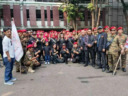 HUT ke-15 GRIB Jaya: Ribuan Anggota Satgasus Bekasi Raya Padati Istora Senayan
