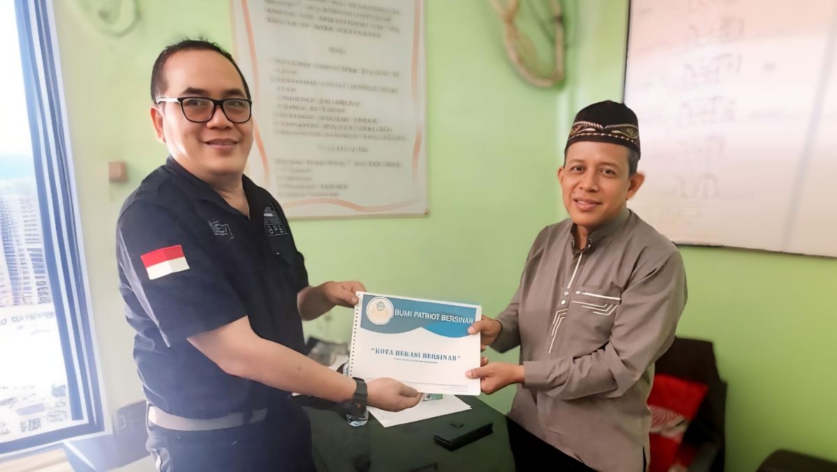 Bumi Patriot Bersinar Silaturahmi ke SMK PGRI Rawalumbu