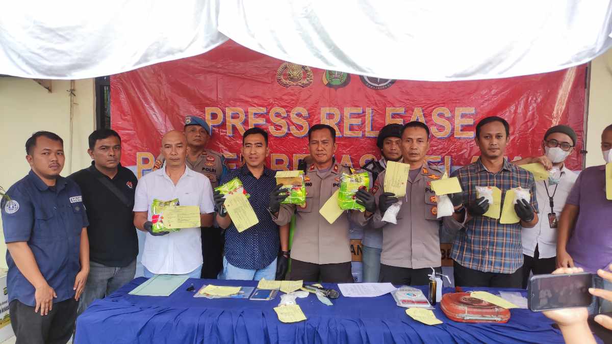 Polsek Bekasi Selatan Gagalkan Peredaran 4,7 Kg Sabu dan 300 Ekstasi