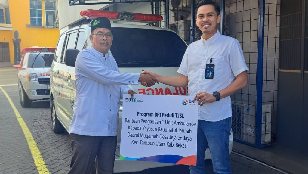 BRI Tambun Donasikan Ambulance untuk Kesejahteraan