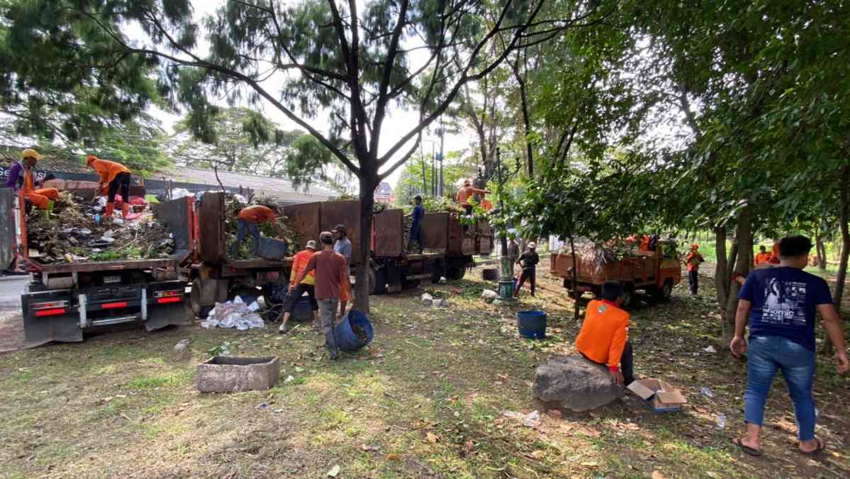 60 Petugas Gerebek K3 Taman Danau Duta Bekasi Utara