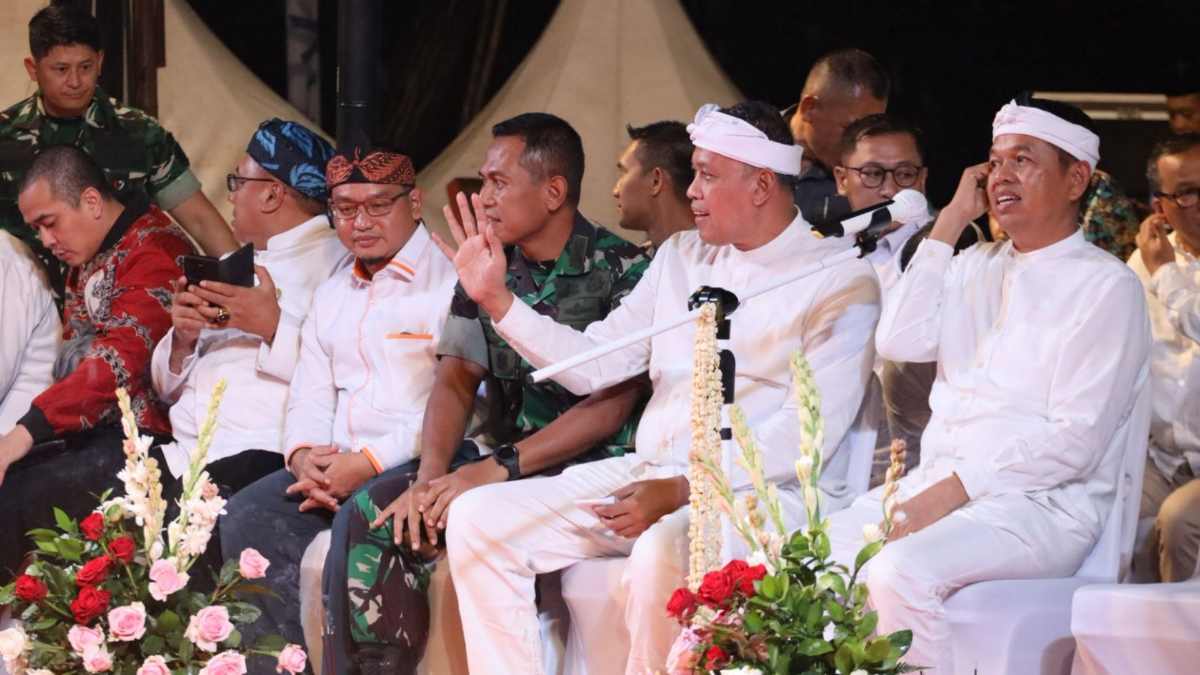 Gubernur Jabar dan Wali Kota Satu Panggung Sapa Warga di Alun Alun