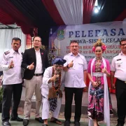 Plh Wali Kota Bekasi Hadiri Pelepasan Siswa Kelas IX SMPN 35, Tekankan Pentingnya Melanjutkan Pendidikan