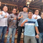 Budi Ariyanto Ketum LSM Somasi Sambut Kepulangan Wali Kota Bekasi Usai Menunaikan Ibadah Haji