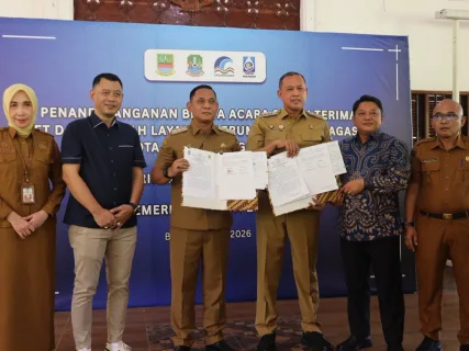 Tirta Patriot Resmi Kelola Seluruh Layanan Air Minum di Kota Bekasi, Wali Kota dan Plt. Bupati Bekasi Sepakat Utamakan Pelayanan Warga.