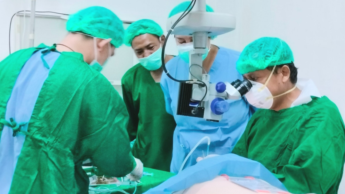 58 Peserta Operasi Katarak Gratis di RS Anna Medika