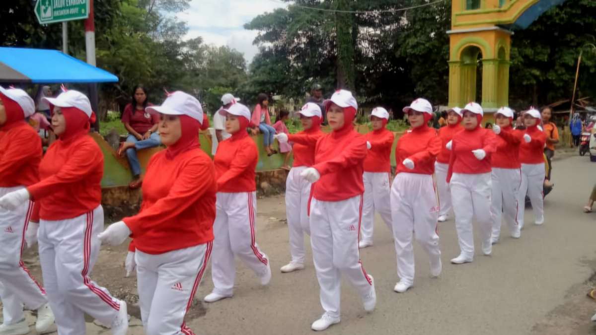 Lomba Gerak Jalan Meriahkan HUT RI ke-79 di Tulehu