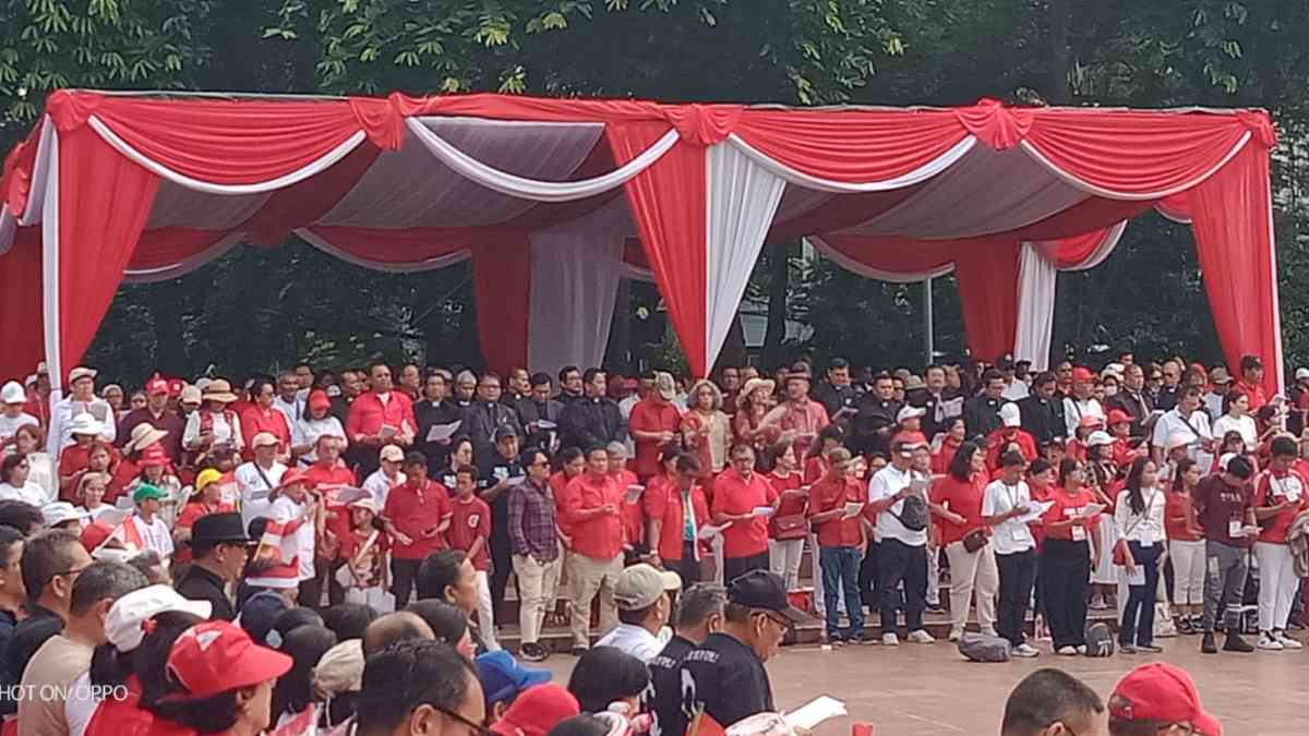 Doa Bersama dan Aksi Damai: Seruan Tutup TPL, Selamatkan Danau Toba