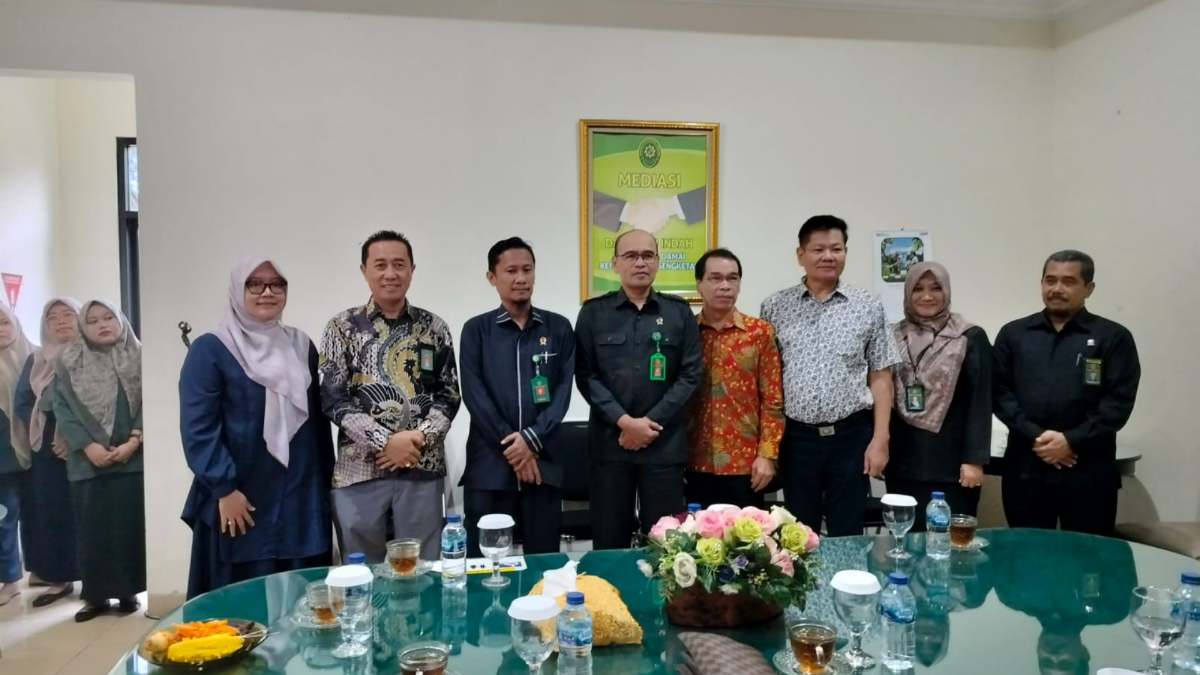 PN Cibinong Raih Juara 3 Mediasi Nasional, Tingkat Keberhasilan 97%!