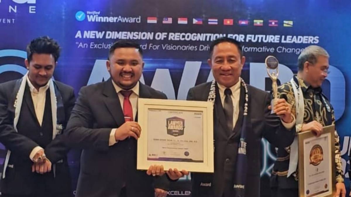 Anthony Andhika Law Firm Raih Best Performing Lawyer Awards 2025