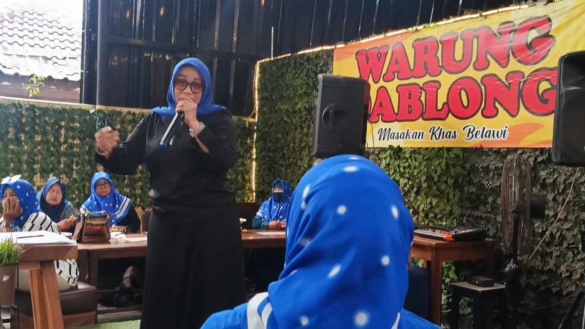 Ketua PUAN Bekasi Utara Ajak Kader Bangga Gunakan Atribut PAN