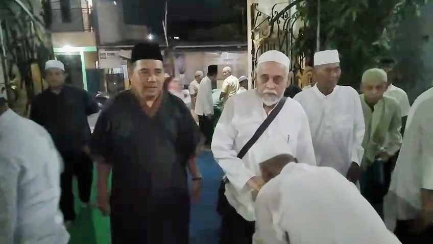 200 Lebih Jamaah Padati Pengajian Habib Umar di Bekasi Utara