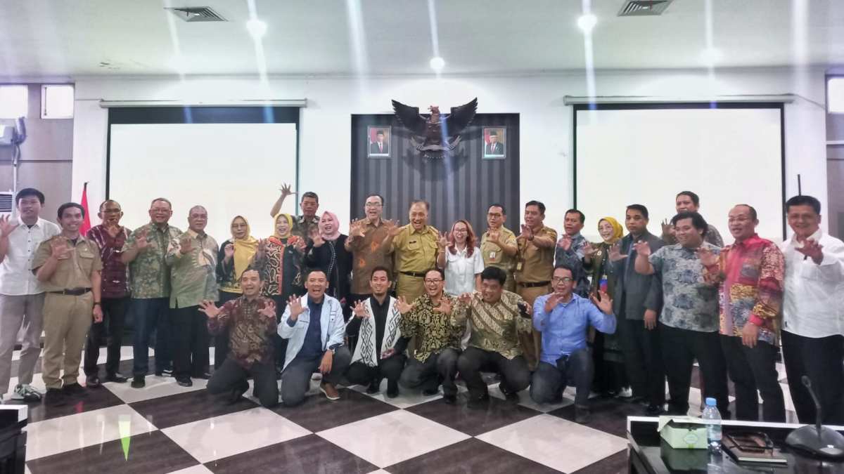 FKLPID Jabar dan Pjs Bupati Karawang Solusikan Penurunan Pengganguran