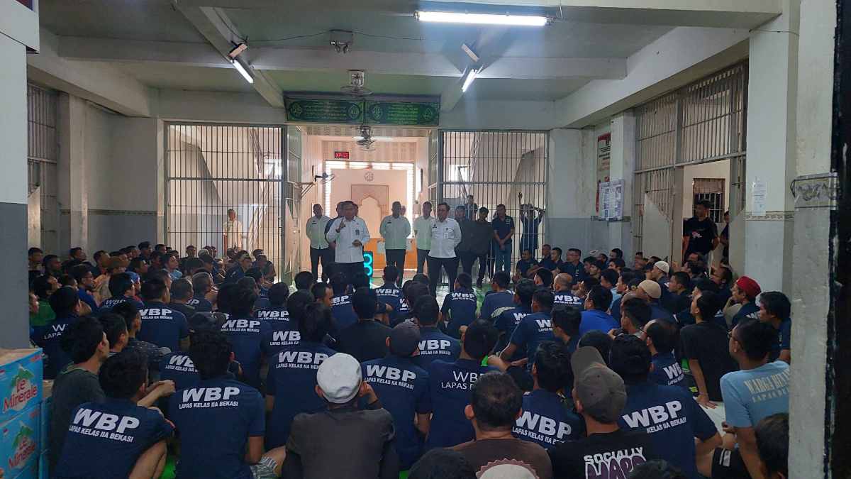 Hangat dan Humanis, Kalapas Baru Bekasi Dedy Cahyadi Sapa Warga Binaan