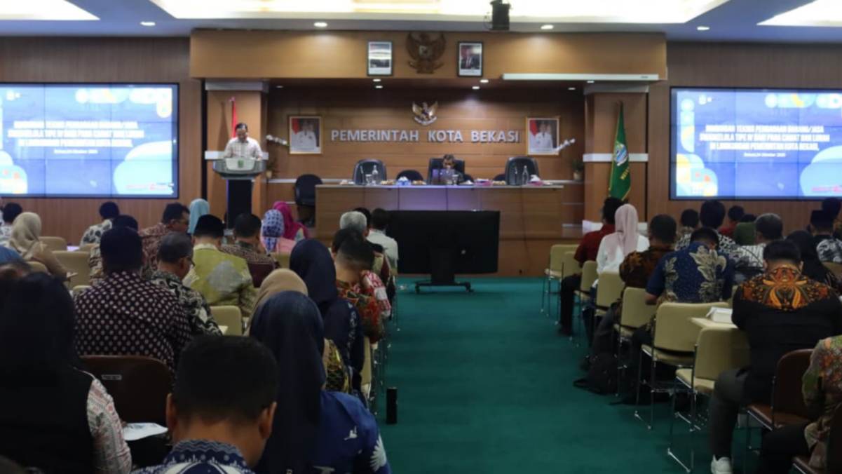 Pemkot Bekasi Latih Camat dan Lurah Kelola Dana RW Bekasi Keren
