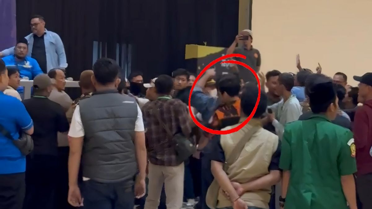 Musda KNPI Kembali Ricuh, Bendahara SAPMA PP Terlempar Palu Sidang