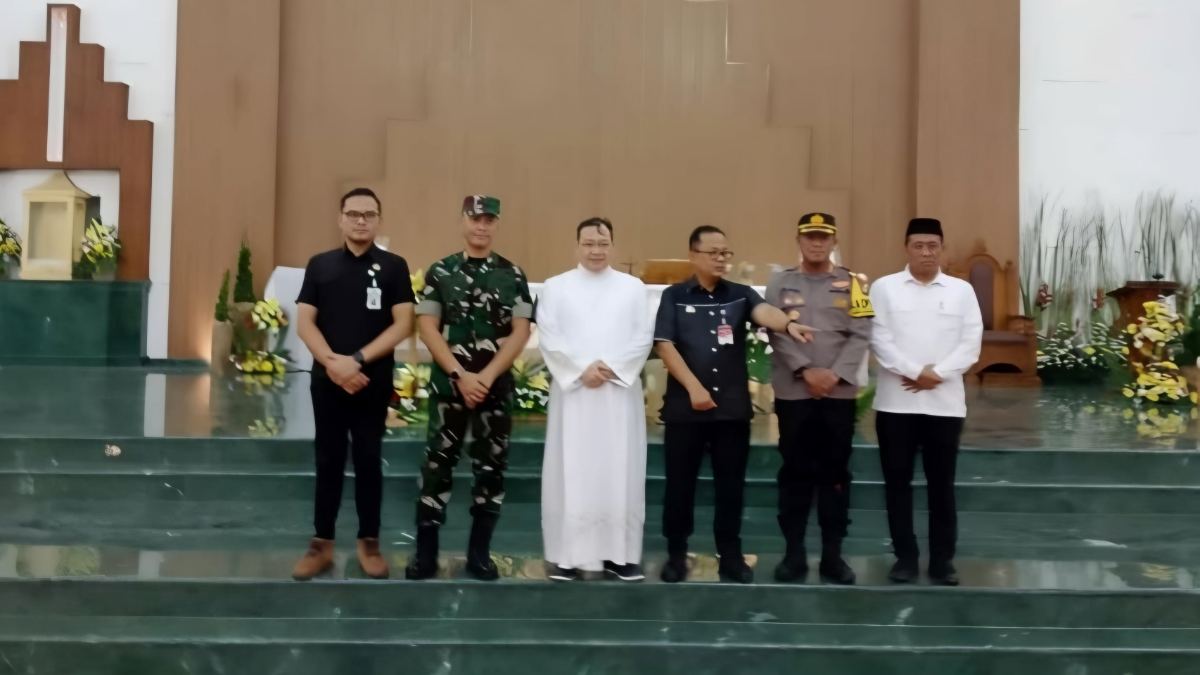 Pj Wali Kota dan Forkopimda Tinjau Keamanan Natal di Kota Bekasi