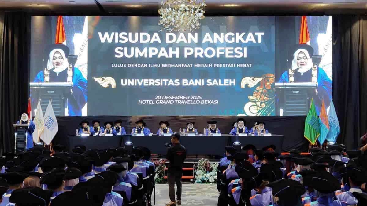 Universitas Bani Saleh Kukuhkan 319 Lulusan Wisuda 2025
